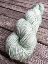 Load image into Gallery viewer, Superwash Merino DK/Light Worsted Yarn Wool, 100g/3.5oz, Whisperer
