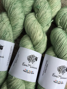 Superwash Merino Single Ply Fingering Yarn, 100g/3.5oz, Whisperer