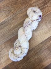Load image into Gallery viewer, Superwash Merino DK/Light Worsted Yarn Wool, 100g/3.5oz, Lavender Blonde
