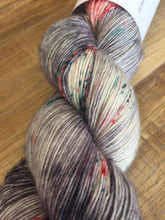 Load image into Gallery viewer, SEXY SINGLES - Superwash Merino Single Ply Fingering Yarn, 100g/3.5oz
