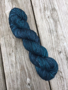 Superwash Merino Single Ply Fingering Yarn, 100g/3.5oz, Malice Through The Looking Glass