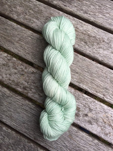 Superwash Merino DK/Light Worsted Yarn Wool, 100g/3.5oz, Whisperer