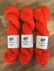 Superwash Merino Nylon Titanium Sock Yarn, 100g/3.5oz, Semi Solid, Magma