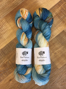 Superwash Bluefaced Leicester Nylon Ultimate Sock Yarn, 100g/3.5oz, Daphne