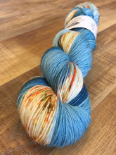 Load image into Gallery viewer, Superwash Bluefaced Leicester Nylon Ultimate Sock Yarn, 100g/3.5oz, Daphne
