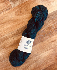 Superwash Bluefaced Leicester Nylon Ultimate Sock Yarn, 100g/3.5oz, Malice Through The Looking Glass