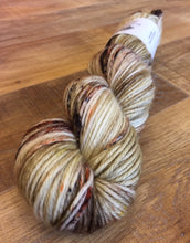 Load image into Gallery viewer, Superwash Merino DK/Light Worsted Yarn Wool, 100g/3.5oz, Gruel
