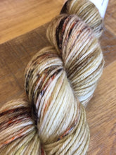 Load image into Gallery viewer, Superwash Merino DK/Light Worsted Yarn Wool, 100g/3.5oz, Gruel
