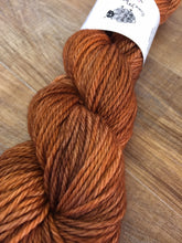 Load image into Gallery viewer, Superwash Merino Aran/Worsted Yarn Wool, 100g/3.5oz, Ginger Beer
