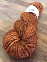 Load image into Gallery viewer, Superwash Merino Aran/Worsted Yarn Wool, 100g/3.5oz, Ginger Beer
