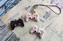 Load image into Gallery viewer, Game Controller Stitch Marker
