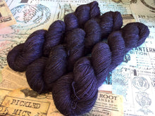 Load image into Gallery viewer, Superwash Merino Sparkle Single Ply Fingering Yarn, 100g/3.5oz, Purple Teardrops
