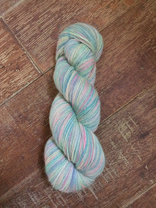 Non Superwash, No Nylon Corriedale Sock Yarn, 100g/3.5oz, Mer Girl
