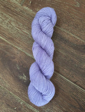 Load image into Gallery viewer, Superwash Bluefaced Leicester Nylon Ultimate Sock Yarn, 100g/3.5oz, Lady Susan, Lilac, Semi Solid
