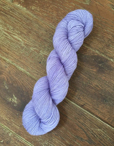 Superwash Bluefaced Leicester Nylon Ultimate Sock Yarn, 100g/3.5oz, Lady Susan, Lilac, Semi Solid