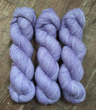 Load image into Gallery viewer, Superwash Merino Single Ply Fingering Yarn, 100g/3.5oz, Lady Susan, Lilac, Semi Solid
