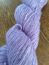Load image into Gallery viewer, Superwash Merino Single Ply Fingering Yarn, 100g/3.5oz, Lady Susan, Lilac, Semi Solid
