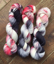 Load image into Gallery viewer, Superwash Bluefaced Leicester Nylon Ultimate Sock Yarn, 100g/3.5oz, Paparazzi
