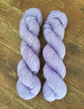 Load image into Gallery viewer, Superwash Bluefaced Leicester Nylon Ultimate Sock Yarn, 100g/3.5oz, Lady Susan, Lilac, Semi Solid
