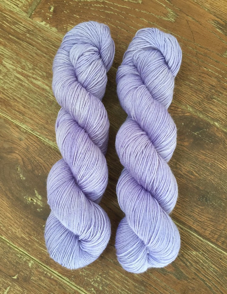 Superwash Bluefaced Leicester Nylon Ultimate Sock Yarn, 100g/3.5oz, Lady Susan, Lilac, Semi Solid