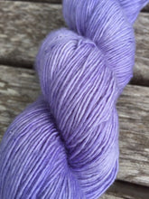 Load image into Gallery viewer, Superwash Merino Single Ply Fingering Yarn, 100g/3.5oz, Lady Susan, Lilac, Semi Solid
