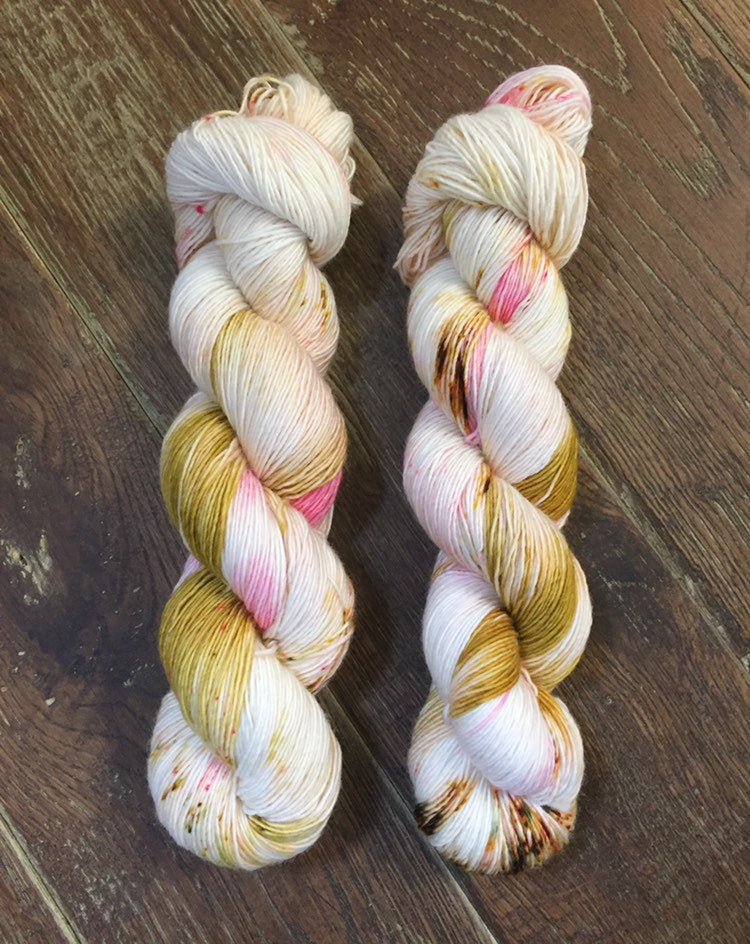 Superwash Merino Single Ply Fingering Yarn, 100g/3.5oz, Silly Heart