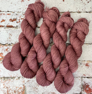Superwash BFL Nylon Ultimate Sock Yarn, 100g/3.5oz, Rosebud