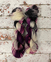 Load image into Gallery viewer, Superwash Merino Single Ply Fingering Yarn, 100g/3.5oz, Storm in a Teacup
