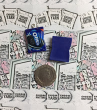 Load image into Gallery viewer, Cookie Charm Progress Keeper Stitch Marker
