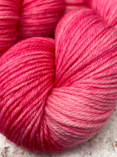 Load image into Gallery viewer, Superwash Sport/5 Ply Yarn Wool, 100g/3.5oz, Hot Mess

