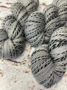 Superwash Zebra 4 Ply Fingering Yarn, 100g/3.5oz, Fade to Grey