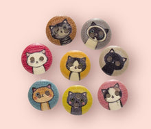Load image into Gallery viewer, Wooden Cat Buttons, 15mm
