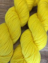 Load image into Gallery viewer, Dye to order - Merino Chunky

