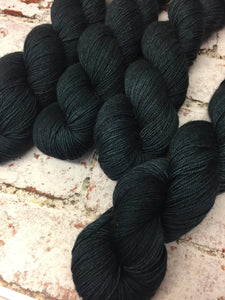 Yak 4 Ply Fingering Yarn, 100g/3.5oz, Malice Through The Looking Glass
