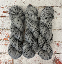 Load image into Gallery viewer, Superwash Zebra 4 Ply Fingering Yarn, 100g/3.5oz, Fade to Grey
