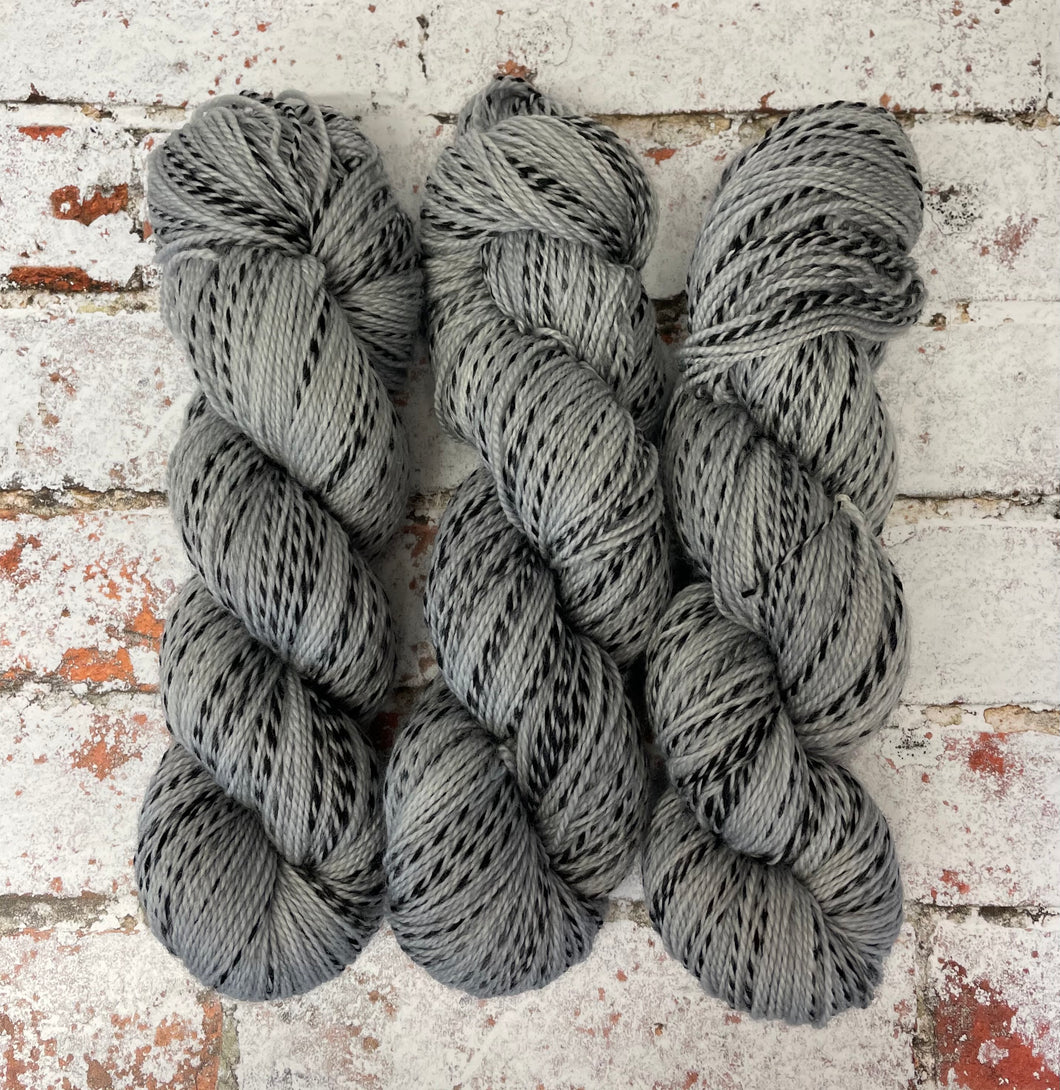Superwash Zebra 4 Ply Fingering Yarn, 100g/3.5oz, Fade to Grey