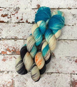 Superwash Bluefaced Leicester Nylon Ultimate Sock Yarn, 100g/3.5oz, Tundra