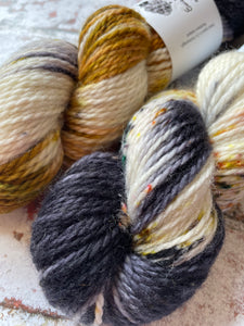 Superwash Bluefaced Leicester Aran/Worsted Yarn Wool, 100g/3.5oz, Meetings Have Biscuits