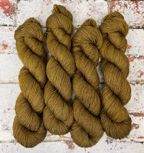 Load image into Gallery viewer, Yak 4 Ply Fingering Yarn, 100g/3.5oz, Gold Rush
