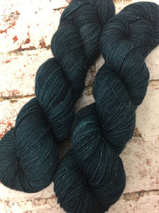 Superwash Silver Sparkle Sock Yarn, 100g/3.5oz, Malice Through The Looking Glass