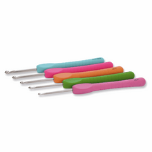 Load image into Gallery viewer, Pony Polka Dot Easy Grip Crochet Hook Set
