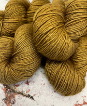 Load image into Gallery viewer, Yak 4 Ply Fingering Yarn, 100g/3.5oz, Gold Rush
