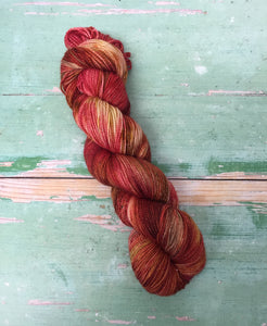 Superwash Silver Sparkle Sock Yarn, 100g/3.5oz, Piano Wire