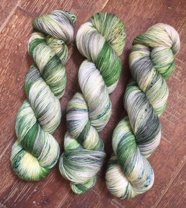 Superwash Merino Nylon Titanium Sock Yarn, 100g/3.5oz, Tell it to the Frogs