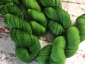 Superwash Zebra 4 Ply Fingering Yarn, 100g/3.5oz, Randomonium