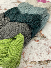 Load image into Gallery viewer, Kinross 4 Ply Mini Skein Hanks, 5x20g
