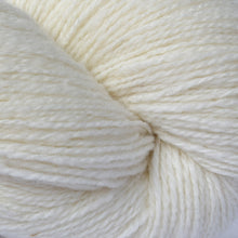 Load image into Gallery viewer, Studio Donegal Darnie 4 ply wool yarn
