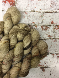 Superwash BFL Nylon Ultimate Sock Yarn, 100g/3.5oz, Gruel