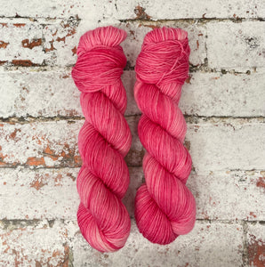 Superwash Sport/5 Ply Yarn Wool, 100g/3.5oz, Hot Mess