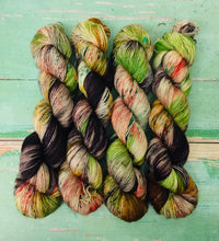 Load image into Gallery viewer, Superwash Merino Single Ply Fingering Yarn, 100g/3.5oz, That’s Gossip
